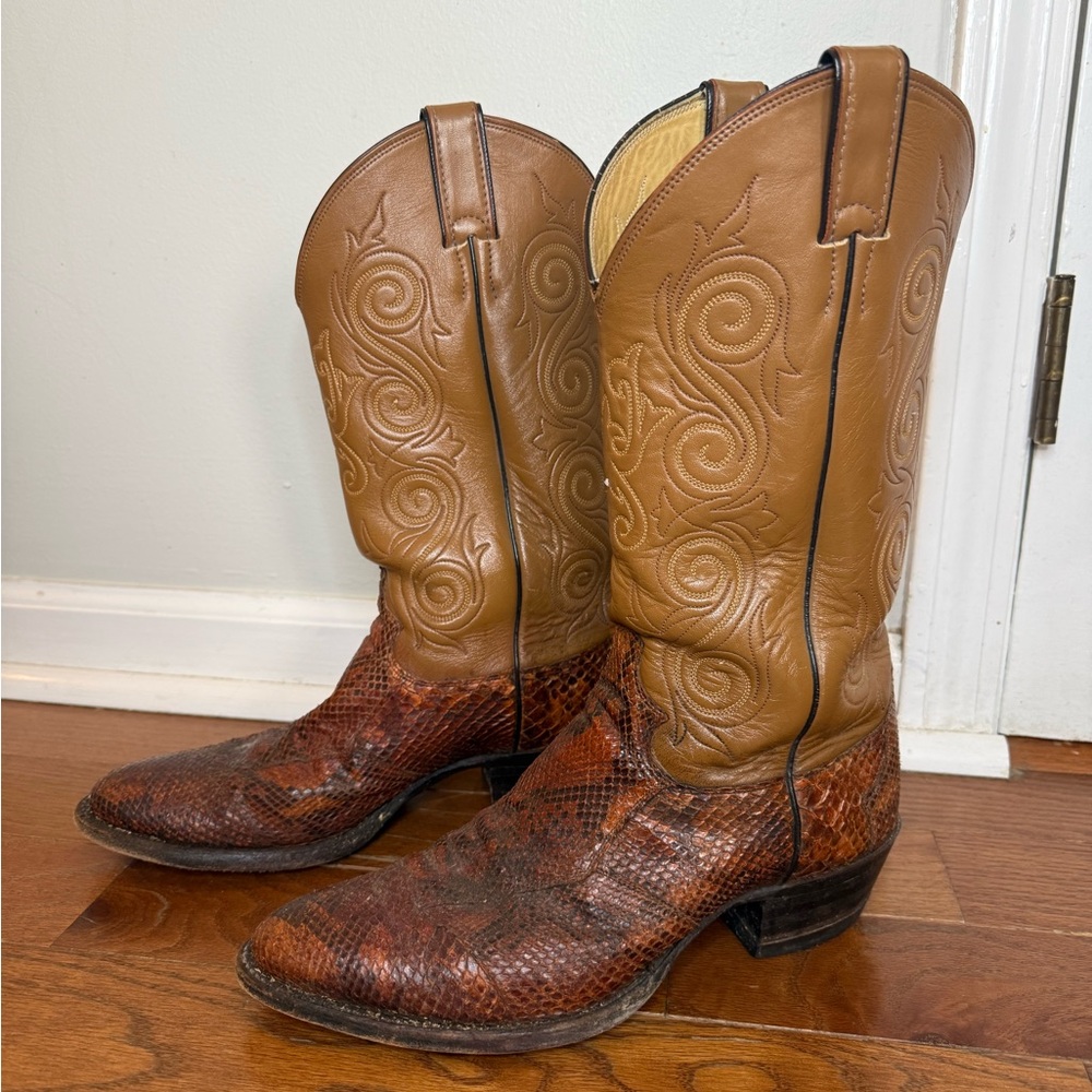 Justin Men’s Leather and Snake Skin Western Boots - Picture 2 of 16